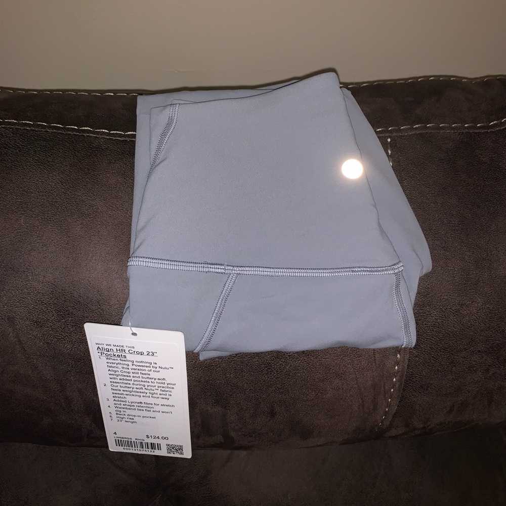 NWT Rhino grey Lululemon aligns 23”